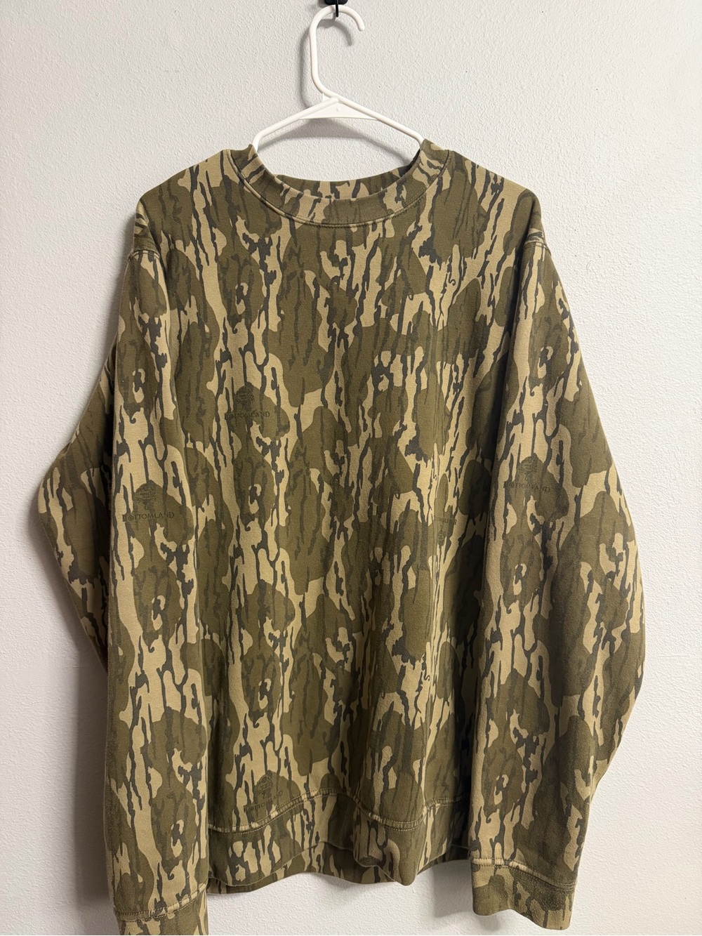 Mossy oak bottomland crewneck sweatshirt